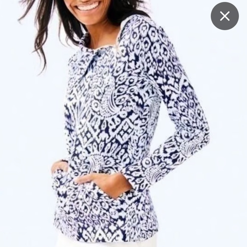 Lily Pulitzer Navy Booker Pineapple Party Pullover Size Small